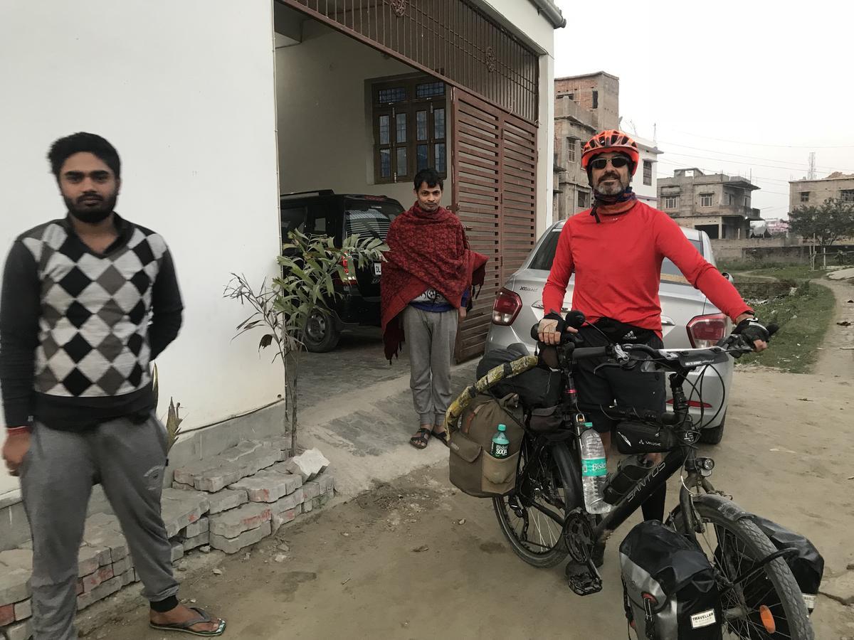 Lummj Guest House Motihari Esterno foto